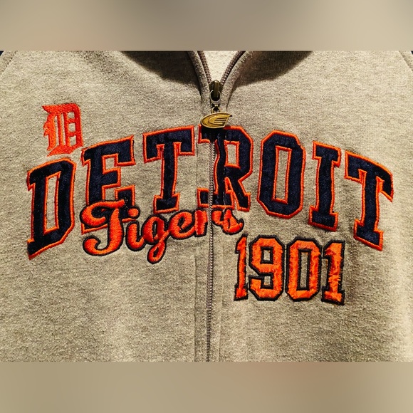 DETROIT TIGERS WOMENS JACKET LRG & PERFECT FOR THE SPRING & FALL DAYS TO COME❣️ - Picture 2 of 5